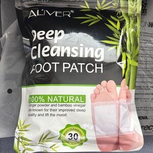 Deep Cleansing Foot Patch - Black and Green